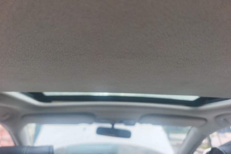 Used Mitsubishi Lancer EX 2012 Fashion Edition 1.8L Manual Comfort Version Headliner