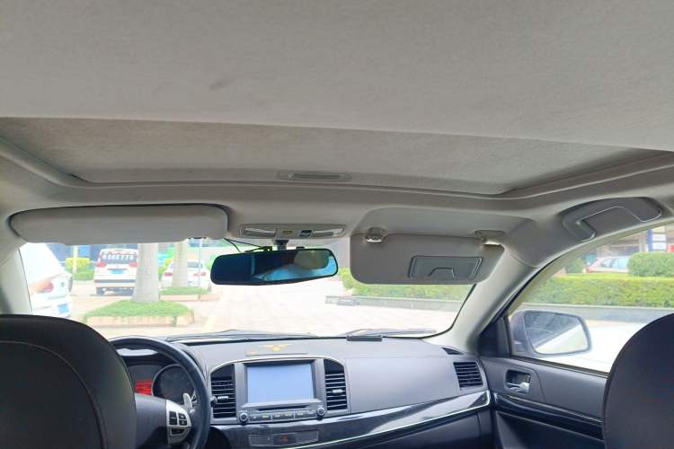 Used Mitsubishi Lancer EX 2012 Chasing Edition 1.8L CVT Luxury Model Headliner