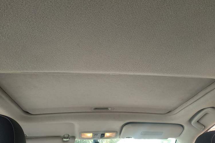 Used Mitsubishi Lancer EX 2012 Chasing Edition 1.8L CVT Luxury Model Headliner