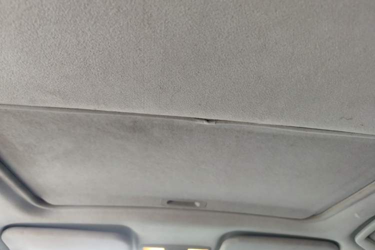Used Mitsubishi Lancer EX 2012 Fashion Edition 1.8L CVT Comfort Version Headliner