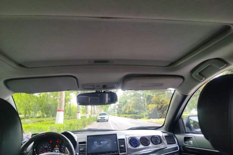 Used Mitsubishi Lancer EX 2012 Chasing Edition 1.8L CVT Luxury Model Headliner