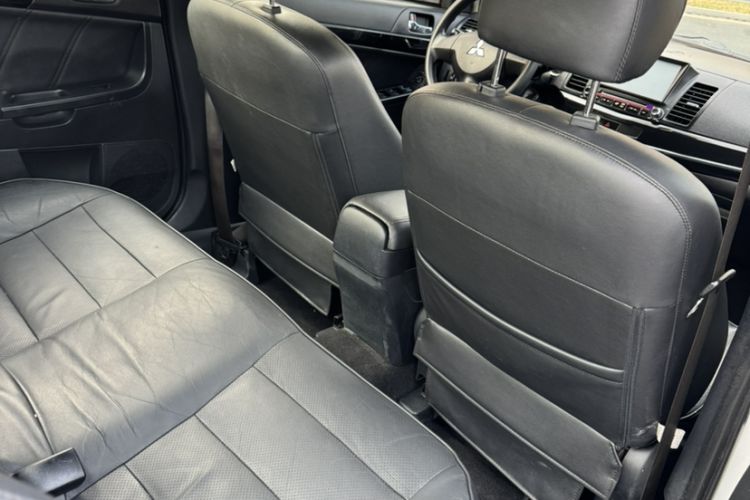 Used Mitsubishi Lancer EX 2012 Chasing Edition 1.8L Manual Luxury Model Interior 2