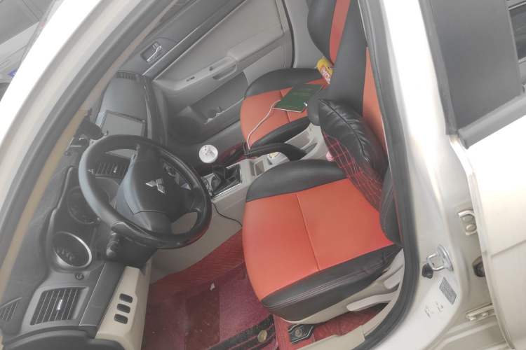 Used Mitsubishi Lancer EX 2012 Fashion Edition 1.8L Manual Comfort Version Left Front Seat