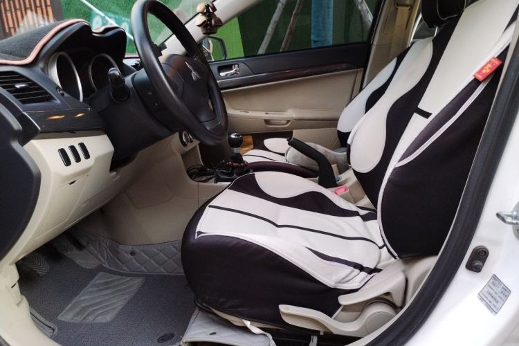 Used Mitsubishi Lancer EX 2012 Fashion Edition 1.8L Manual Comfort Version Left Front Seat