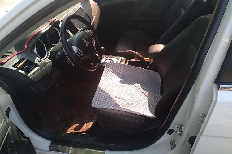 Used Mitsubishi Lancer EX 2012 Chasing Edition 1.8L CVT Luxury Model Left Front Seat
