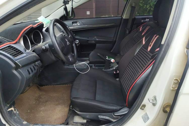 Used Mitsubishi Lancer EX 2012 Fashion Edition 1.8L CVT Comfort Version Left Front Seat