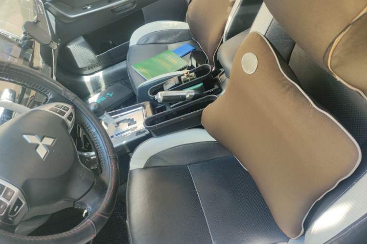 Used Mitsubishi Lancer EX 2012 Chasing Edition 1.8L CVT Luxury Model Left Front Seat