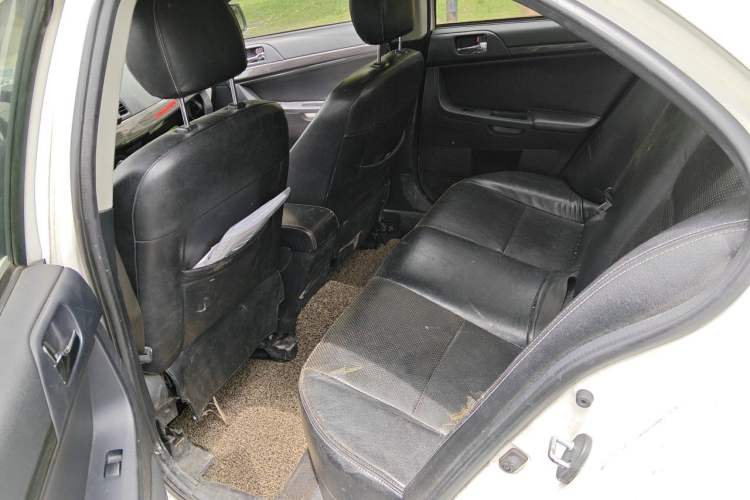 Used Mitsubishi Lancer EX 2012 Fashion Edition 1.8L CVT Comfort Version Left Rear Seat