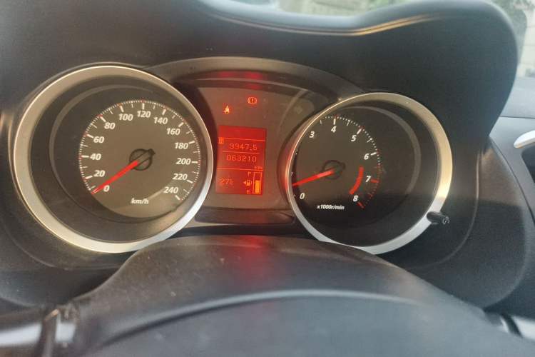 Used Mitsubishi Lancer EX 2012 Fashion Edition 1.8L Manual Comfort Version Odometer Close Up