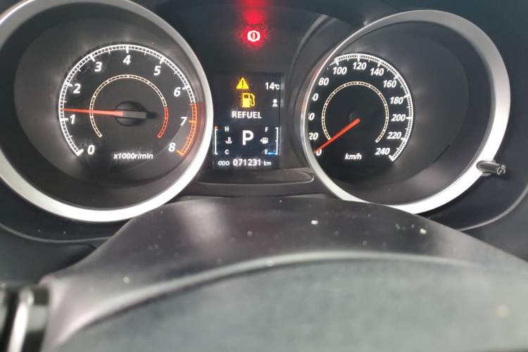 Used Mitsubishi Lancer EX 2012 Xiali Edition 2.0L CVT Flagship Model Odometer Close Up