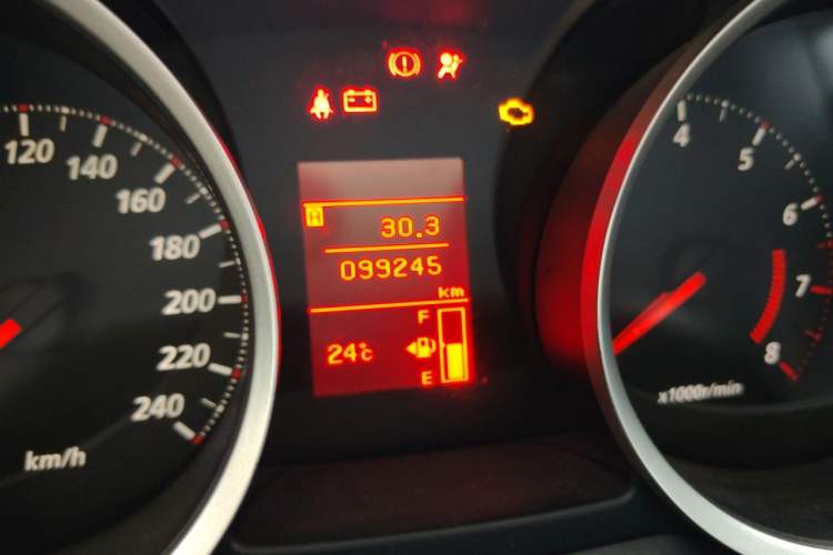 Used Mitsubishi Lancer EX 2012 Chasing Edition 1.8L Manual Luxury Model Odometer Close Up