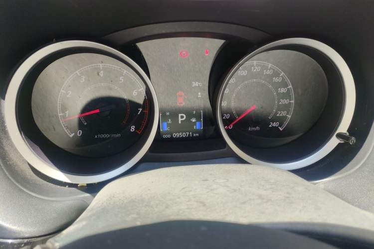 Used Mitsubishi Lancer EX 2012 Chasing Edition 1.8L CVT Luxury Model Odometer Close Up