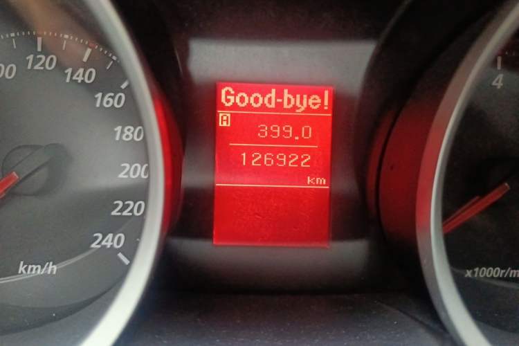 Used Mitsubishi Lancer EX 2012 Xinyuan Edition 2.0L Manual Comfort Model Odometer Close Up