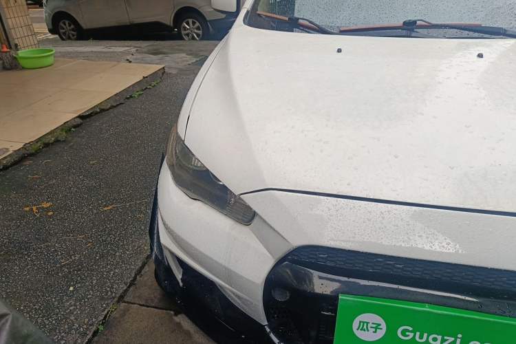 Used Mitsubishi Lancer EX 2012 Xinyuan Edition 2.0L Manual Comfort Model Right Front Headlight