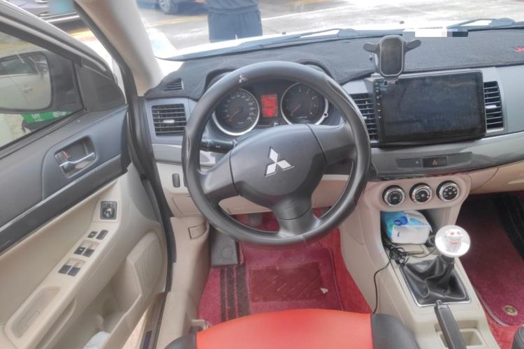 Used Mitsubishi Lancer EX 2012 Fashion Edition 1.8L Manual Comfort Version Steering Wheel