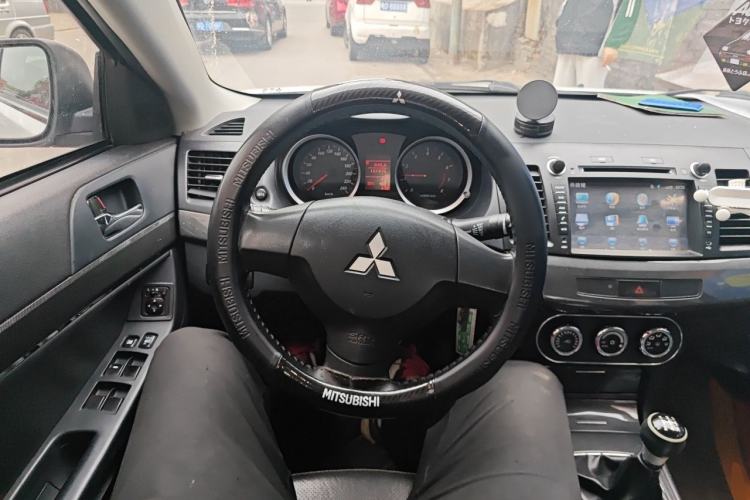 Used Mitsubishi Lancer EX 2012 Chasing Edition 1.8L Manual Luxury Model Steering Wheel