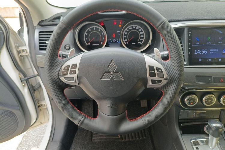 Used Mitsubishi Lancer EX 2012 Xiali Edition 2.0L CVT Flagship Model Steering Wheel