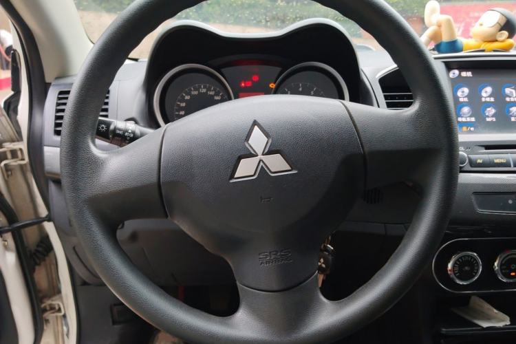 Used Mitsubishi Lancer EX 2012 Chasing Edition 1.8L Manual Luxury Model Steering Wheel
