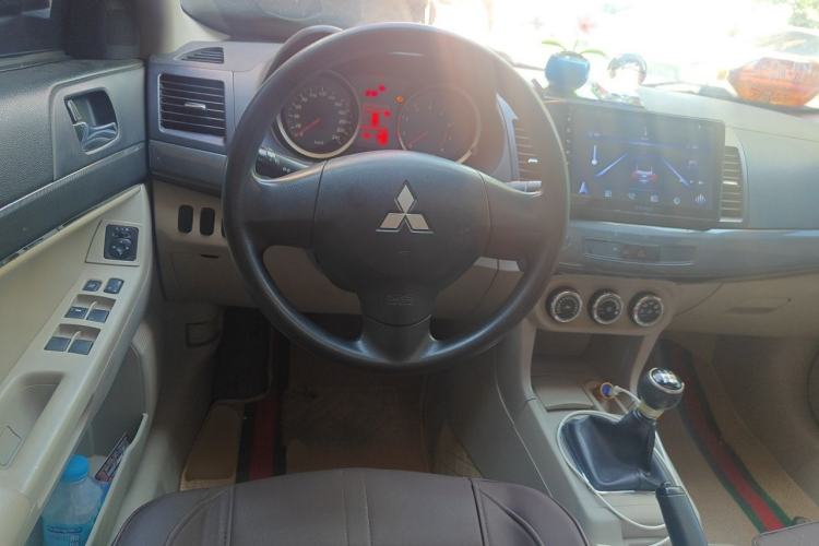 Used Mitsubishi Lancer EX 2012 Chasing Edition 1.8L Manual Luxury Model Steering Wheel