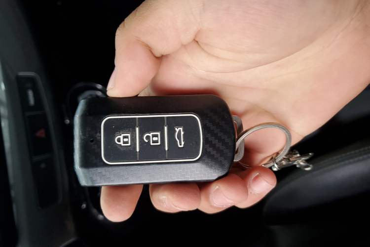 Used Mitsubishi Lancer EX 2012 Xiali Edition 2.0L CVT Flagship Model Vehicle Key