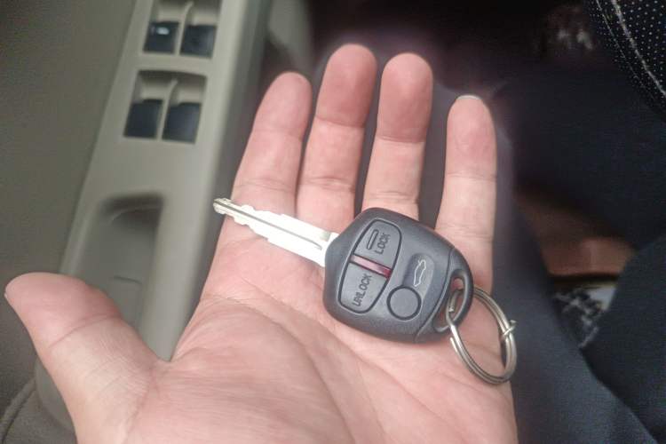 Used Mitsubishi Lancer EX 2012 Anniversary Edition 1.8L CVT Comfort Model Vehicle Key