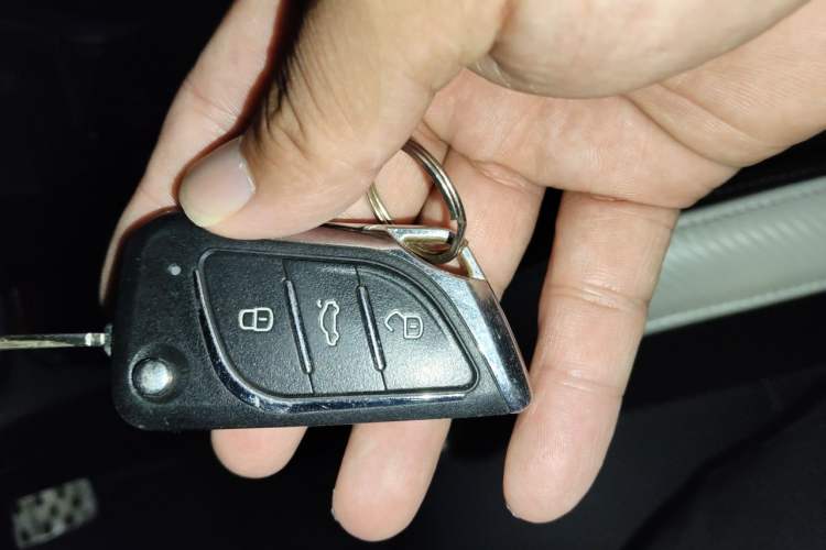 Used Mitsubishi Lancer EX 2012 Fashion Edition 1.8L Manual Comfort Version Vehicle Key
