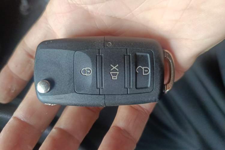 Used Mitsubishi Lancer EX 2012 Xinyuan Edition 2.0L Manual Comfort Model Vehicle Key