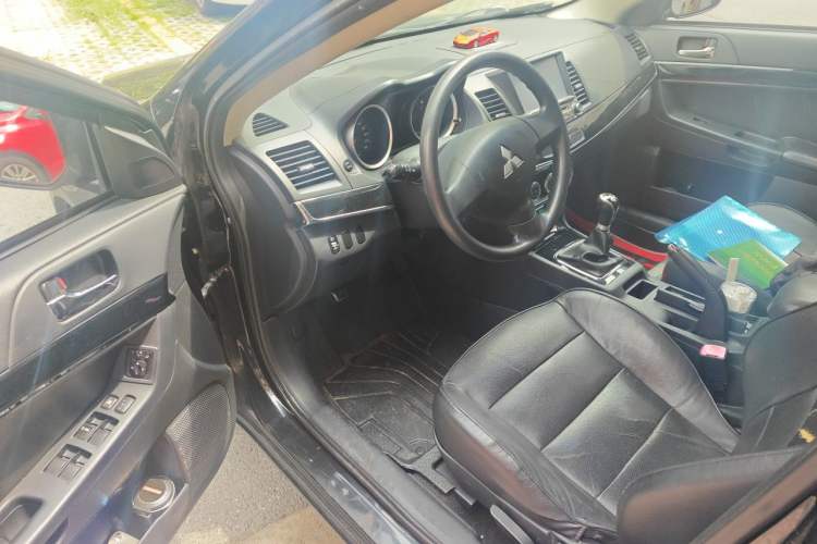Used Mitsubishi Lancer EX 2013 Style Edition 1.6L Manual Luxury Model Driver Seat