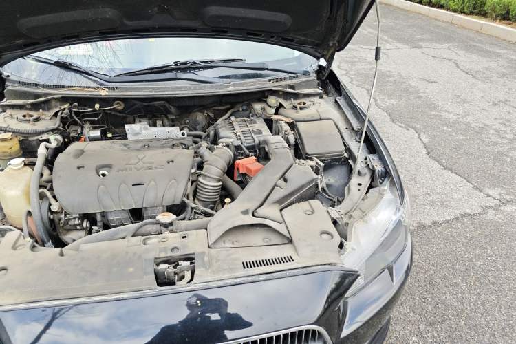 Used Mitsubishi Lancer EX 2013 Chasing Edition 1.8L CVT Luxury Model Engine Bay Left