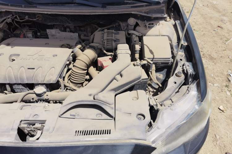 Used Mitsubishi Lancer EX 2013 Fashion Edition 1.8L Manual Comfort Version Engine Bay Left