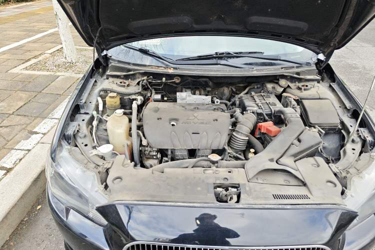 Used Mitsubishi Lancer EX 2013 Chasing Edition 1.8L CVT Luxury Model Engine Bay Right