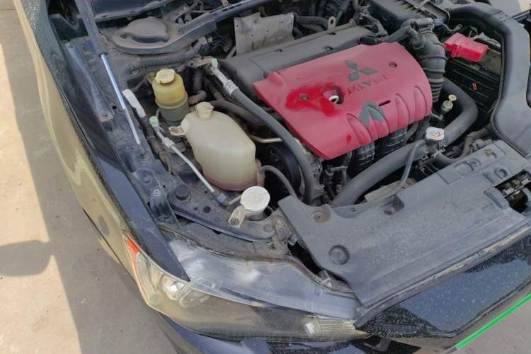 Used Mitsubishi Lancer EX 2013 Chasing Edition 1.8L CVT Luxury Model Engine Bay Right