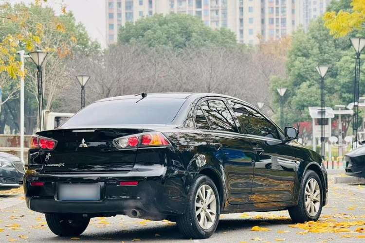 Used Mitsubishi Lancer EX 2013 Fashion Edition 1.8L CVT Comfort Version Exterior 4