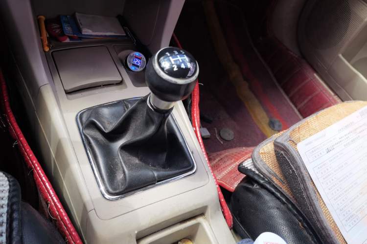 Used Mitsubishi Lancer EX 2013 Fashion Edition 1.8L Manual Comfort Version Gear Lever