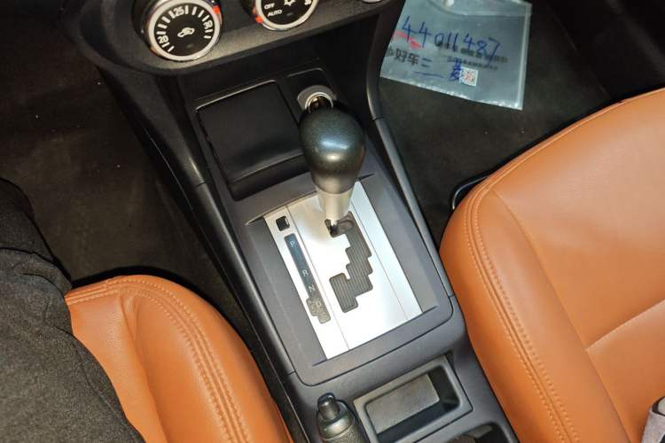 Used Mitsubishi Lancer EX 2013 Fashion Edition 1.8L CVT Comfort Version Gear Lever