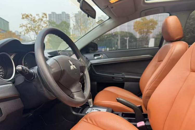 Used Mitsubishi Lancer EX 2013 Fashion Edition 1.8L CVT Comfort Version Interior 1