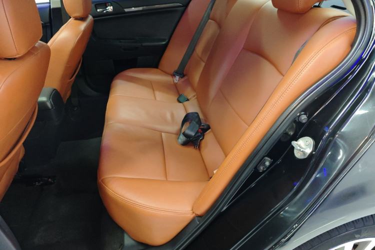 Used Mitsubishi Lancer EX 2013 Fashion Edition 1.8L CVT Comfort Version Interior 4