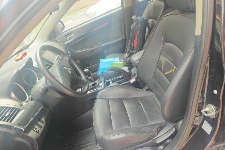 Used Mitsubishi Lancer EX 2013 Style Edition 1.6L Manual Luxury Model Left Front Seat