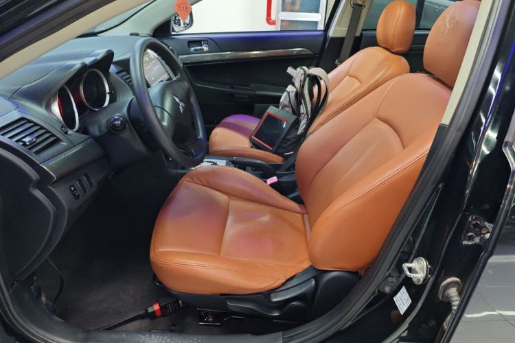 Used Mitsubishi Lancer EX 2013 Fashion Edition 1.8L CVT Comfort Version Left Front Seat