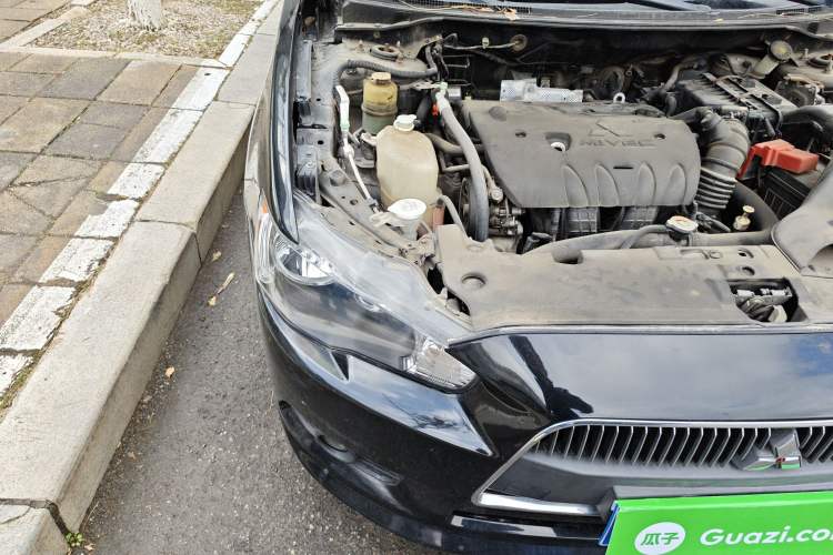 Used Mitsubishi Lancer EX 2013 Chasing Edition 1.8L CVT Luxury Model Right Front Headlight
