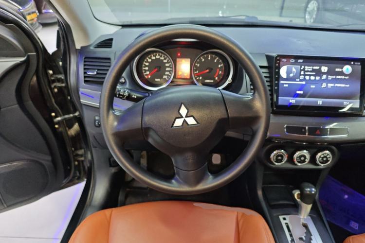 Used Mitsubishi Lancer EX 2013 Fashion Edition 1.8L CVT Comfort Version Steering Wheel