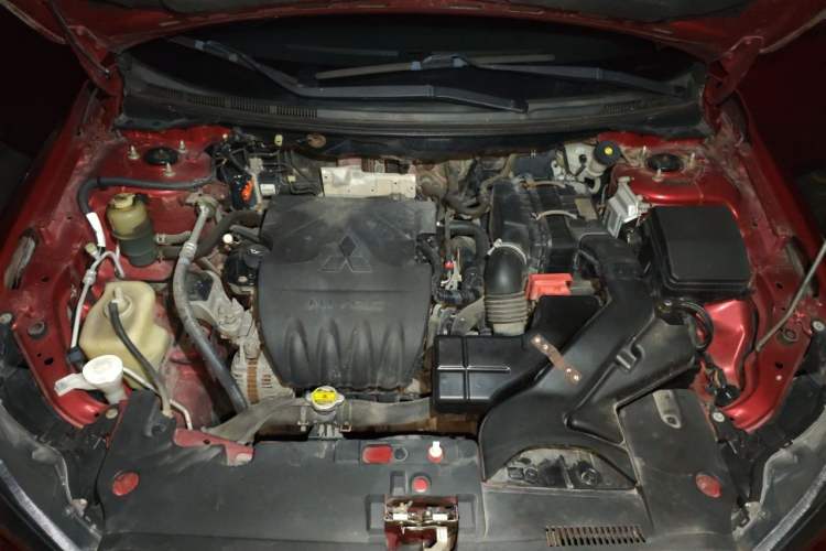 Used Mitsubishi Lancer EX 2013 Style Edition 1.6L Manual Luxury Model Engine Bay