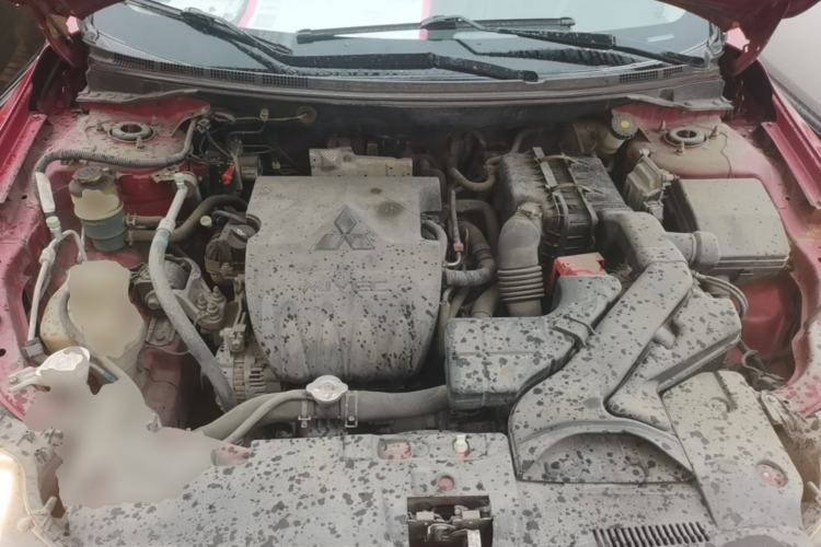 Used Mitsubishi Lancer EX 2013 Style Edition 1.6L Manual Classic Model Engine Bay