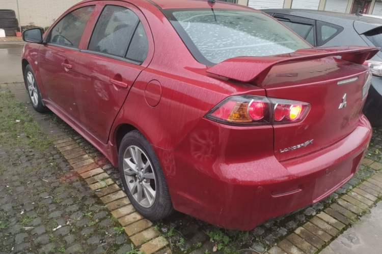 Used Mitsubishi Lancer EX 2013 Style Edition 1.6L Manual Classic Model Exterior 2
