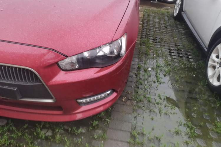 Used Mitsubishi Lancer EX 2013 Style Edition 1.6L Manual Classic Model Left Front Headlight