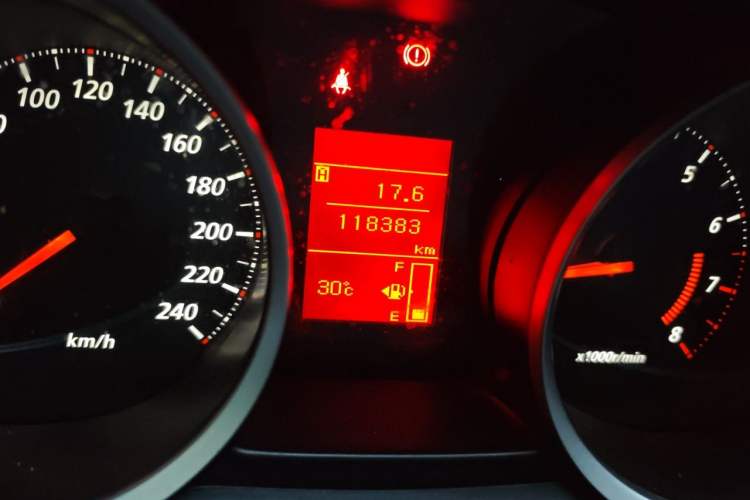 Used Mitsubishi Lancer EX 2013 Style Edition 1.6L Manual Luxury Model Odometer Close Up