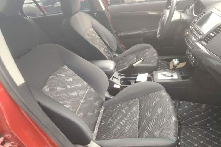 Used Mitsubishi Lancer EX 2013 Fashion Edition 1.8L CVT Comfort Version Right Front Seat