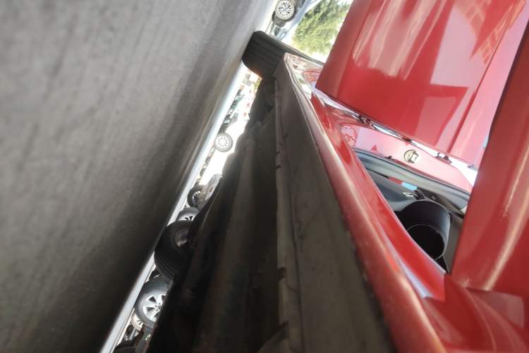 Used Mitsubishi Lancer EX 2013 Fashion Edition 1.8L CVT Comfort Version Right Side Sill