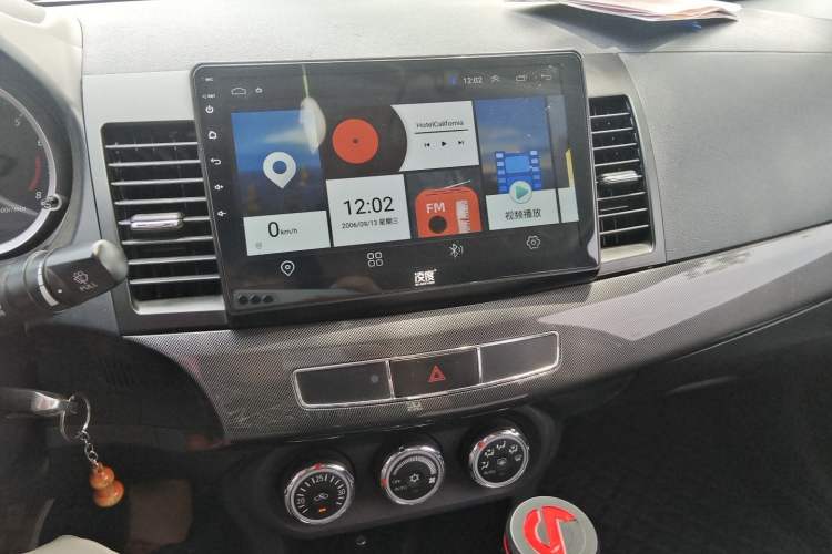 Used Mitsubishi Lancer EX 2013 Xinyuan Edition 2.0L Manual Comfort Model Audio And AC Panel