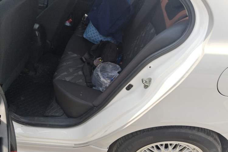 Used Mitsubishi Lancer EX 2013 Xinyuan Edition 2.0L Manual Comfort Model Left Rear Seat